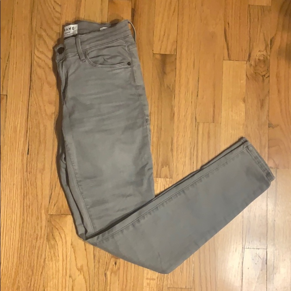 Frame ‘Le Skinny de Jeanne’ light gray size 26